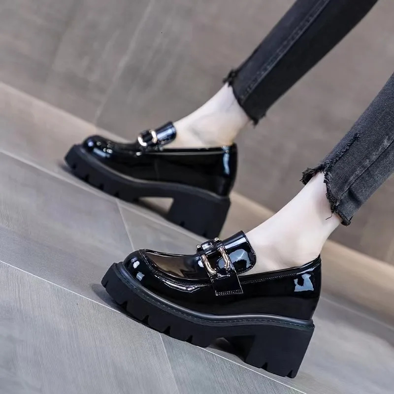 Women Derby Shoes Autumn Slip on Casual Sports Loafers Fur Clogs Thick Sole Shallow Mouth Round Toe British Style 250612