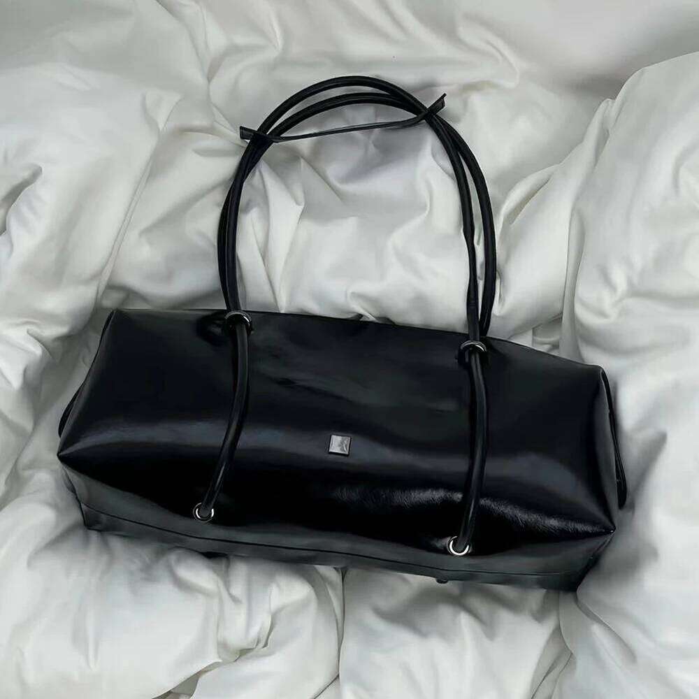 Women Stylish Armpit Large Capacity PU Boston Pillow Single Shoulder Bag Solid Color Zipper Closure For Outdoor Travel