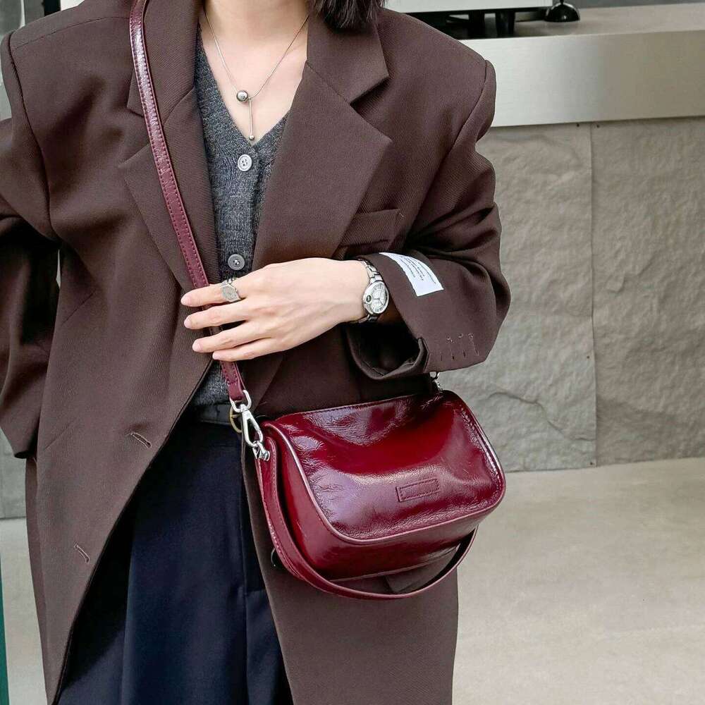Vintage messenger cowhide Brown leather Soft Leather Large Capacity minimalist Crossbody women female bag