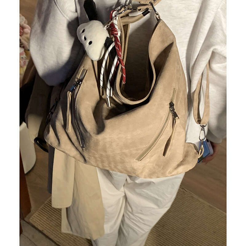 designer bag Commuting Backpack for Women, Autumn/Winter 2024 New Niche Simple Single Shoulder Tote Bag, Casual Large Capacity Bag
