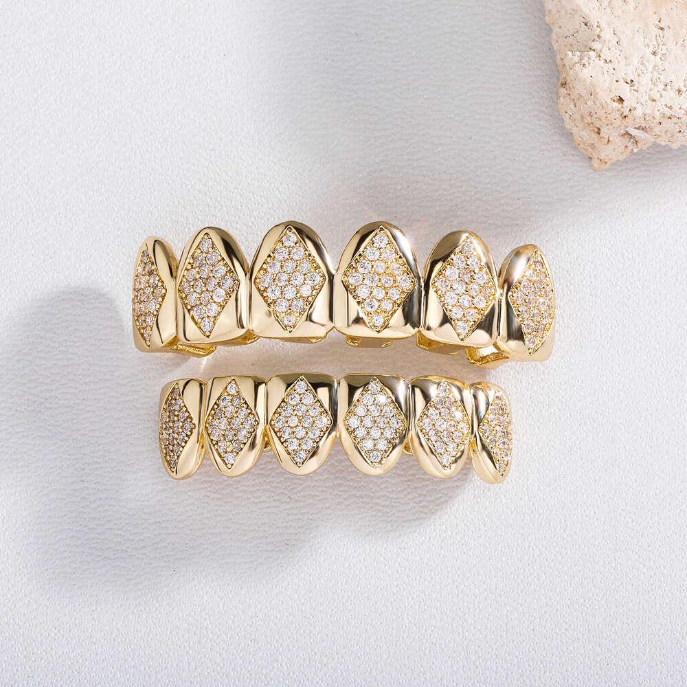 Micro Paved Sparkling Zircon Hip-Hop Dia-Shaped Braces Men and Women Suitable for Cosplay Role-Playing Teeth Accessories Jin Ao Jewelry