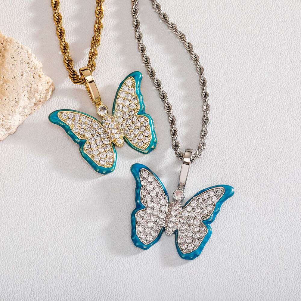 New Fashion Full Dia Luminous Butterfly Pendant Elegant Necklace for Men and Women