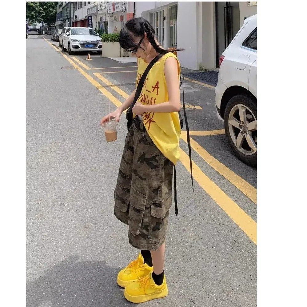 DM High Street Mens Denim Cargo Pants Camouflage Multi-pocket Straight Loose Trousers Wide Leg Male Jeans Summer 250617