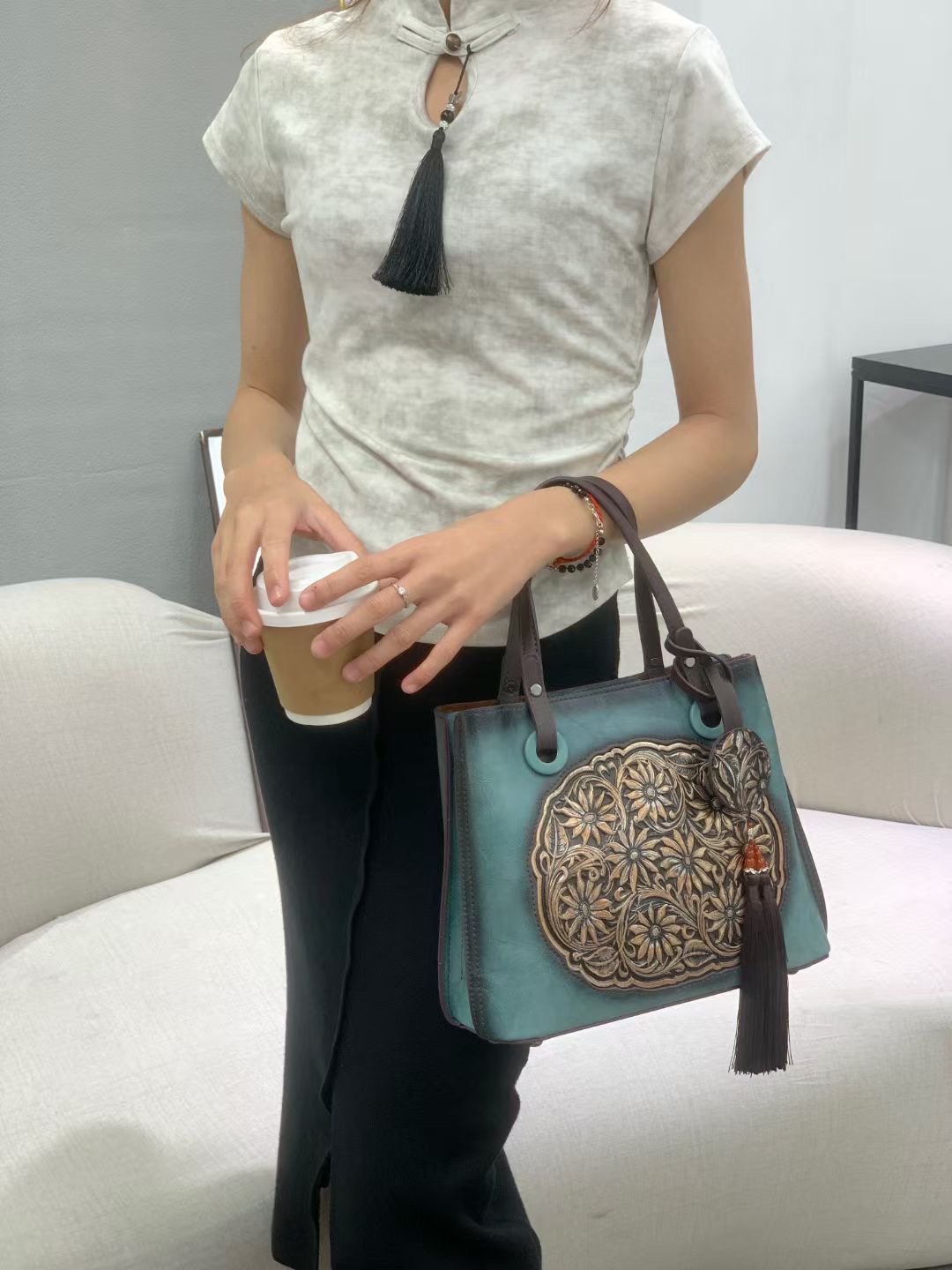 RH8788 Chinese Floral - Embroidered Handbags designer bag Support customization