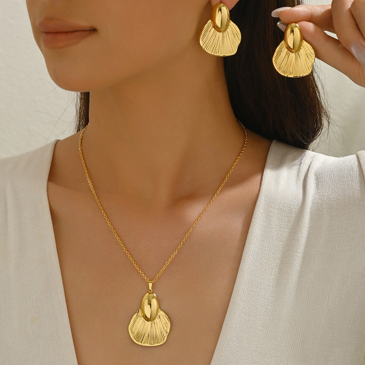 Necklace Set Floral Leaf Texture Design Earrings Versatile Jewelry For Women