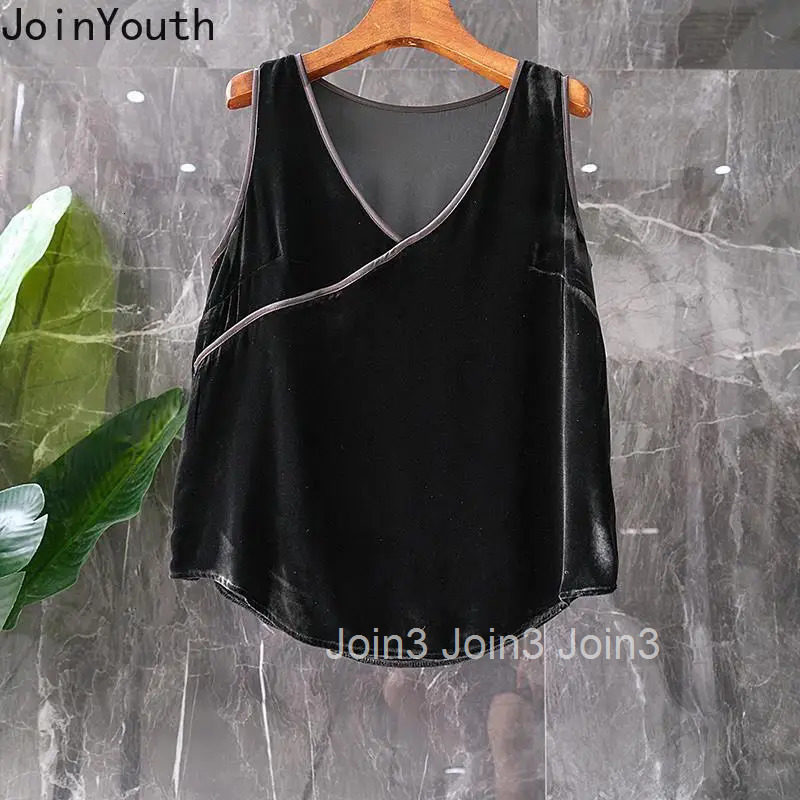 Vintage Tanks V-neck Sleeveless Fashion Black Waistcoats 2025 Ropa Mujer Korean Velvet Vest Temperament Oversized Tops Women