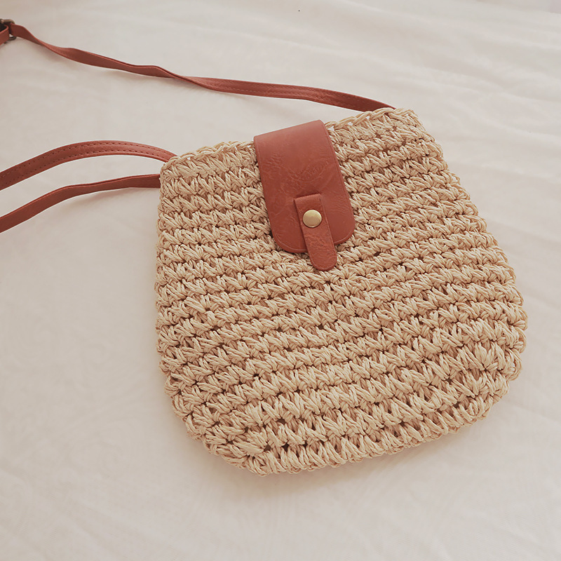 Free Shipping Designer Crossbody Shoulder Bag Handbag New Fashion Versatile Woven Material Simple Casual Crossbody Luxury Travel Decorative Straw Beac