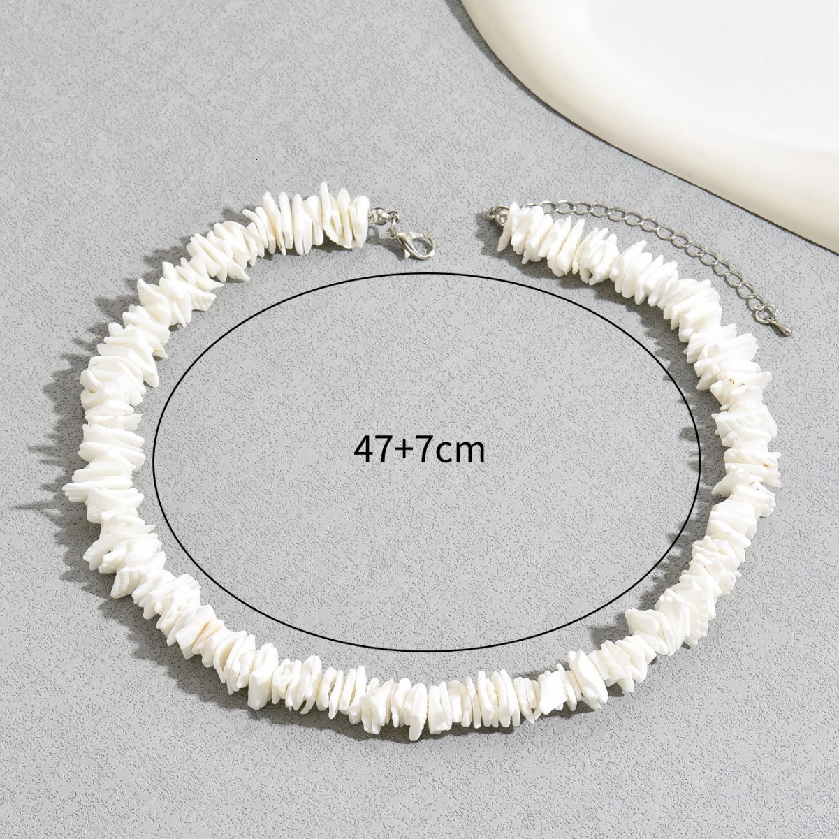 Minimalist Irregular Necklace With Natural Pearl Shell Clarbone Chain