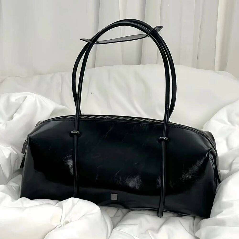 Women Stylish Armpit Large Capacity PU Boston Pillow Single Shoulder Bag Solid Color Zipper Closure For Outdoor Travel