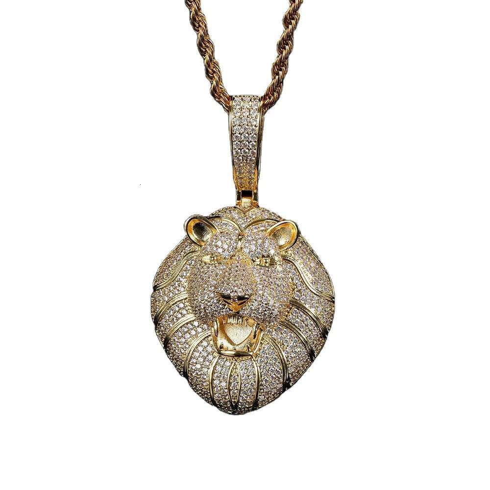 Customized Lion Face Round VVS Moissanite Hip Hop Pendant Iced Out Pendant Charm Personalized Pendant