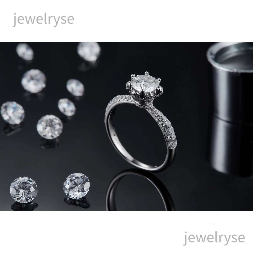 DHCollections Engagement Rings Jewelry Plated Ring Gold High Quality in Stock Sterg Sier for Women with Moissanite 1ct 6.5mm M27A