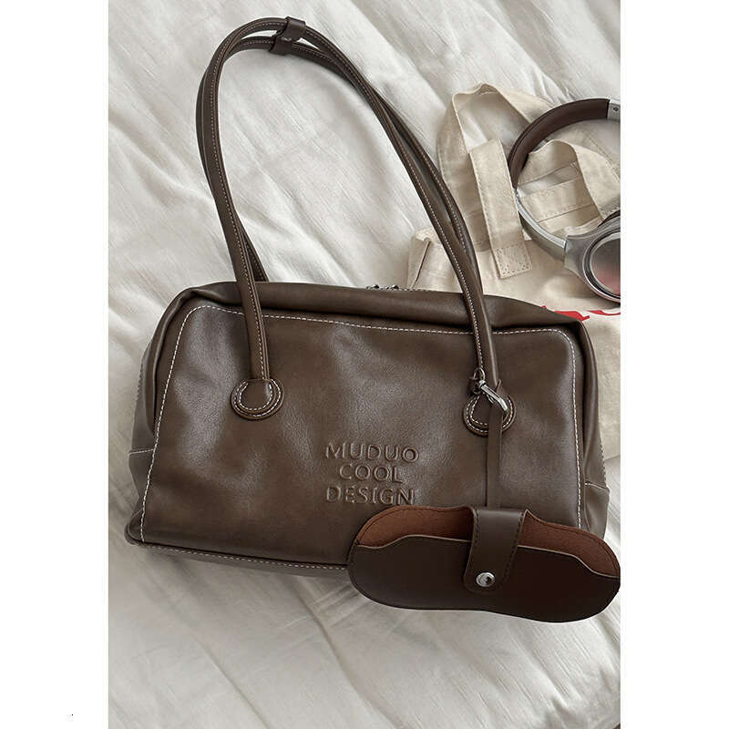 Niche designer bag Texture Underarm for Women Bags 2024 Autumn New Large Capacity Tote Single Shoulder Commuter Bag