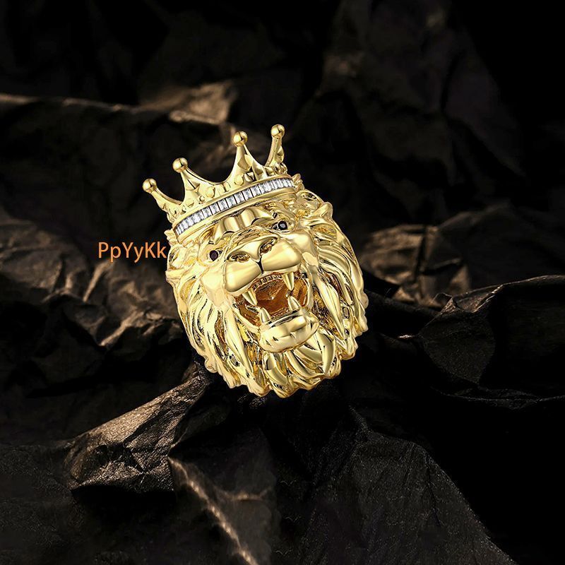 Luxury Jewelry Statement Bold Lion Ring for Men Trendy Hip Hop Royal Crown Accessory Versatile Fashion Ring