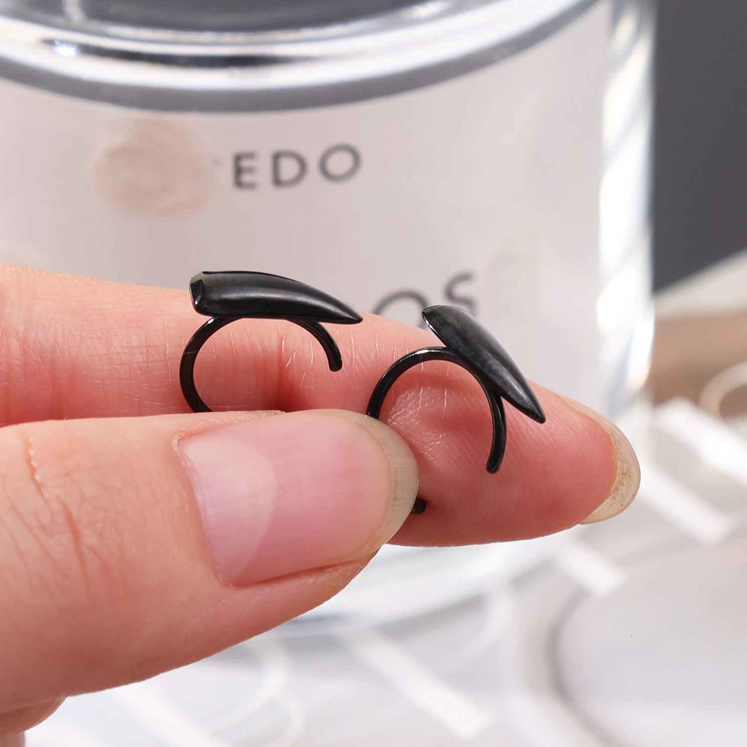 1pair Stainless Steel Personalised Sharp Teeth Piercing Lip Ring Punk Exaggerated Jewelry for Women Gothic Body 250613