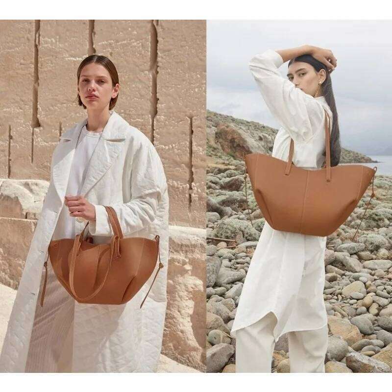 High Quality Women's Large Capacity Tote Pleated Po Handbag, Single Shoulder Armpit Bag, Fashionable And Trendy Bag