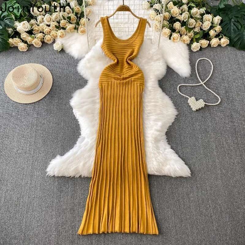Knitted Tunic Maxi Dress for Women Square Collar Sleeveless Summer Robe Femme Bodycon Pleated Dresses 2025 Vestidos De Mujer