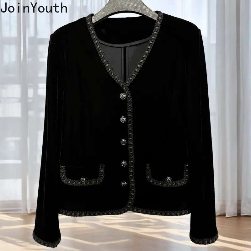 2025 Women Clothing Temperament Jackets V-neck Long Sleeve Velvet Outwear Ropa Mujer Korean Tops Vintage Oversized Coats 63b092