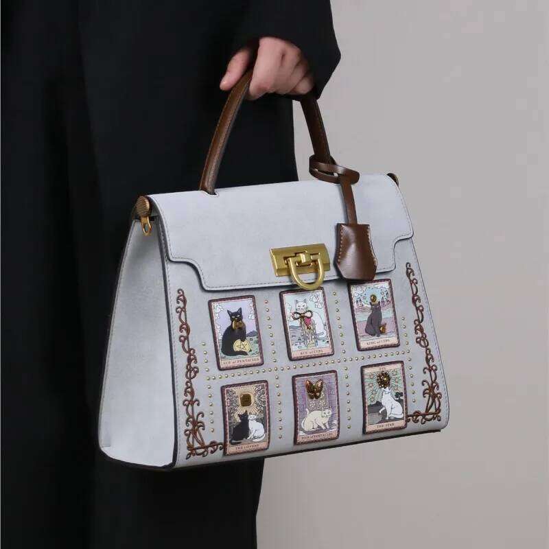 2025 New Women's Fashion Niche Design Light Large Capacity Commuter Handbag Single Shoulder Tote Bag