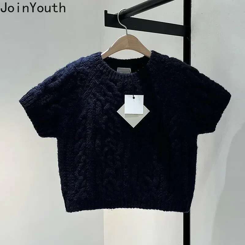 Korean Pullovers for Women 2025 Ropa Mujer O-neck Short Sleeve Knitted Ribbed Y2k Tops Pull Femme Fashion Cropped Sweater Jumper