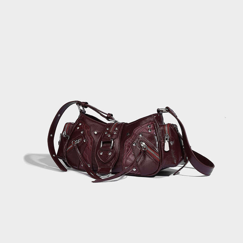 Free shipping fashion designer bag Luxury Biker Style Handbag Fashion Niche Rivet Shoulder Multi Pocket Design Oil Wax Leather Crossbody Bag Handbags 