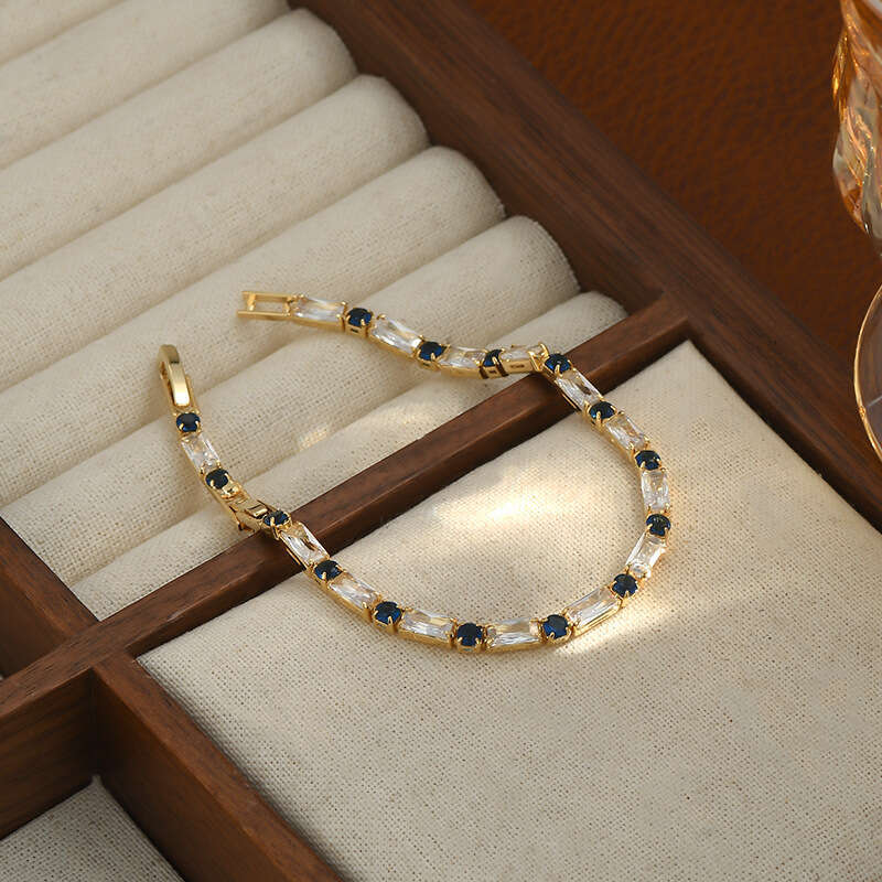Gold Plated Micro Paved Elegant for Women 2024 New Zircon Claw Chain Bracelet Jewelry