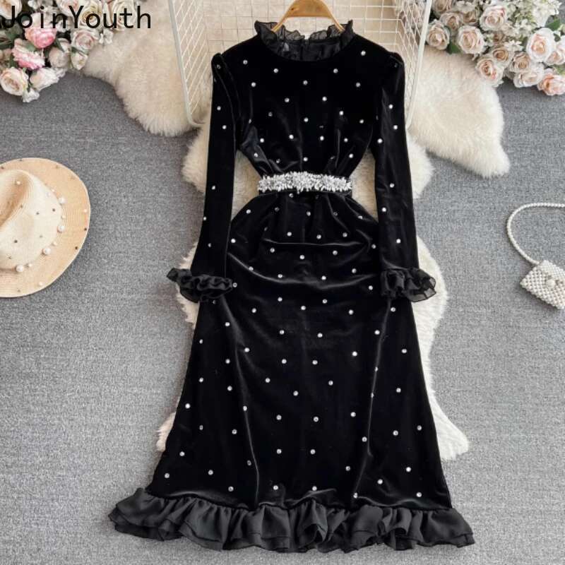 Temperament Robe Femme Velvet Dresses for Women 2025 Vestidos De Mujer O-neck Flare Sleeve Tunic Heavy Diamond Ruffles Dress
