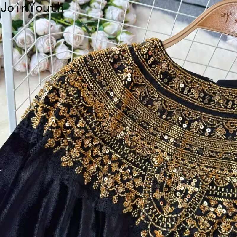 Vintage Blouses Womens Clothing Sequin Velvet Shirts 2025 Blusas De Mujer Temperament Lady Tops Loose Fashion Korean Blouse