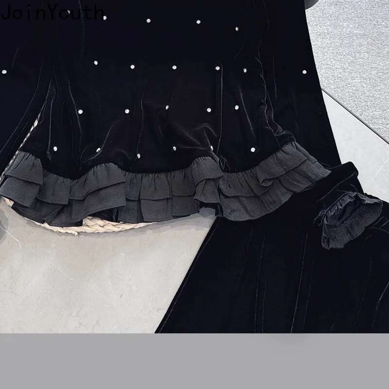 Velvet T Shirts Womens Clothing Long Sleeve O-neck Ruffles Tees Heavy Diamond Slim Fit Camisetas Korean Temperament Tshirt Tops
