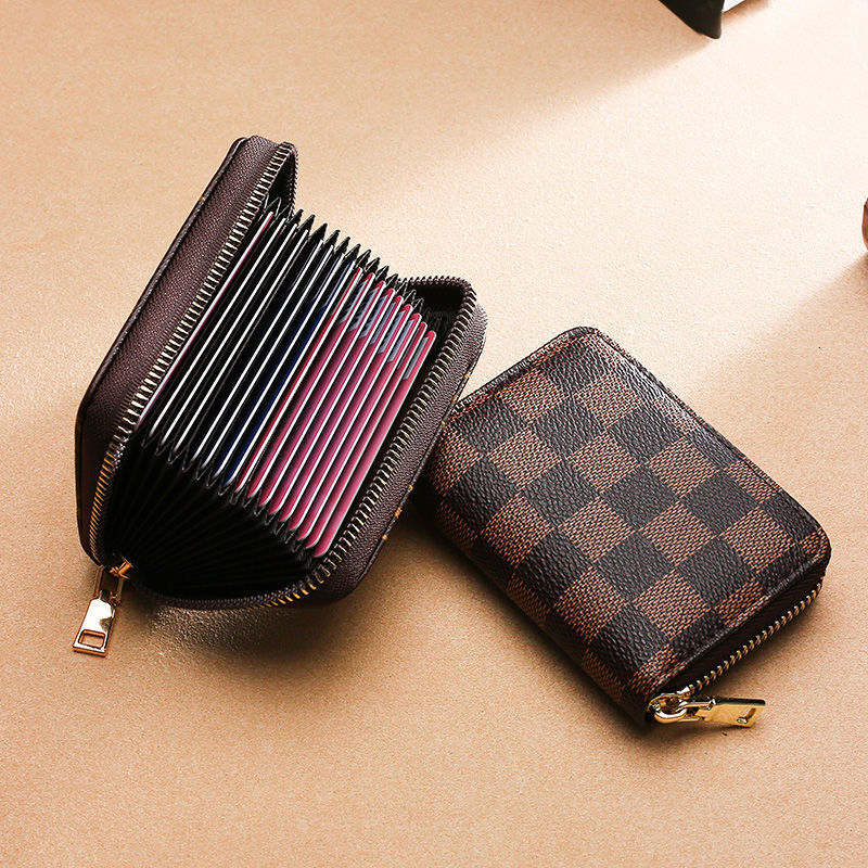 Free Shipping Unisex Luxury Wallet Uxury Wallet Fashionable Vintage Canvas Leather Wallet Mini Magnetic Multiple Card Slots White Black ID Window Short