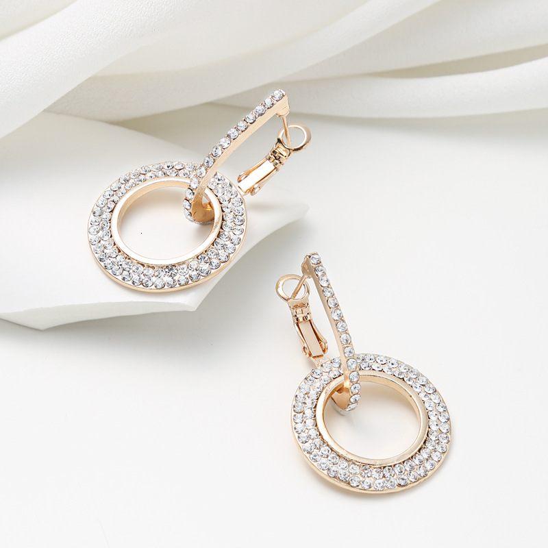 Stylish Circle Stud Korean Version Personality Inlaid Zircon Hoop Internet Celebrity Temperament Earrings