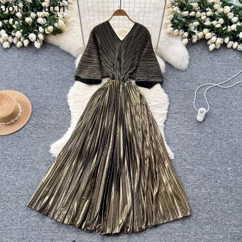 Maxi Dresses Women Solid Color Folds Temperament Robe Femme Slim Waist A-line V-neck Summer Pleated Dress 2025 Vestidos De Mujer