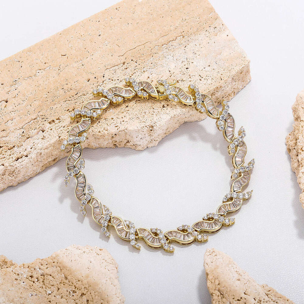 INS Style 8MM Wave Pattern Ice Crystal Necklace Niche Design High-end Sense Women's Bracelet Personality Simple Clavicle Chain Jewelry