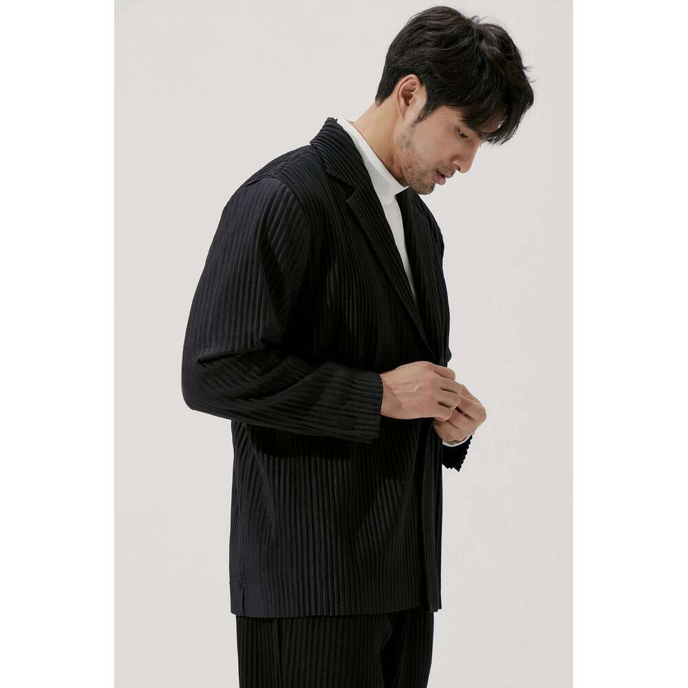 Miyake Pleated Blazer Black Suits For Men High Quality Casual Japanese Style Blazers Stretch Fabric Slim Fit Coat