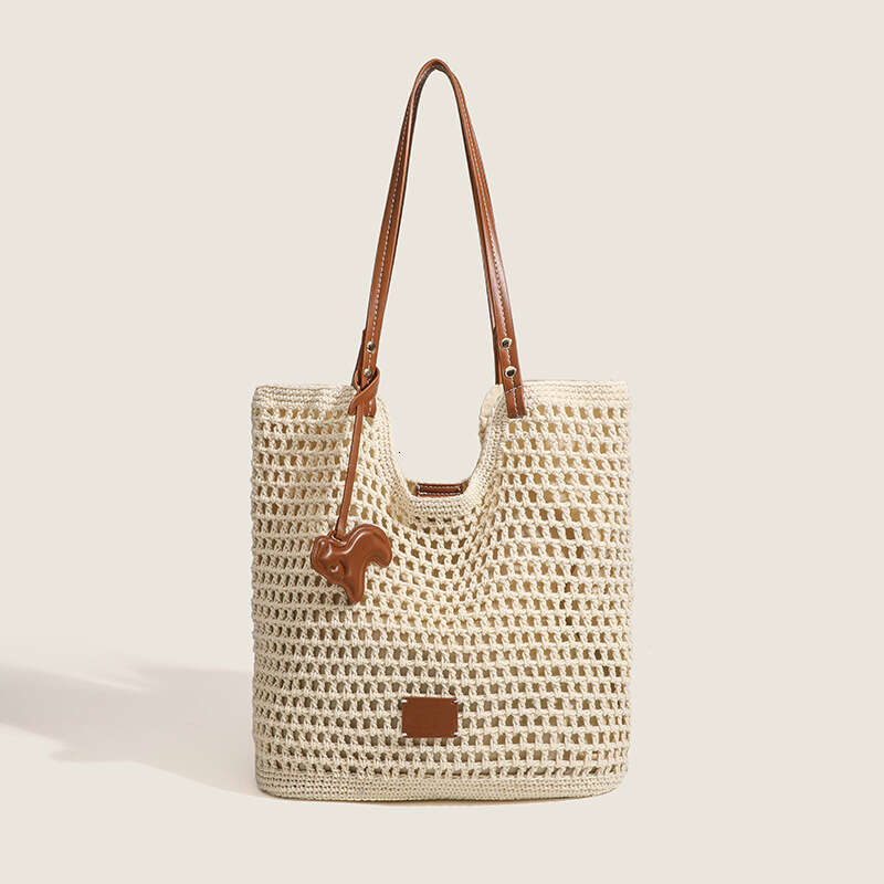 Holiday Woven Tote for Women 2025 New Summer Large Capacity Beach Vacation Straw Bag