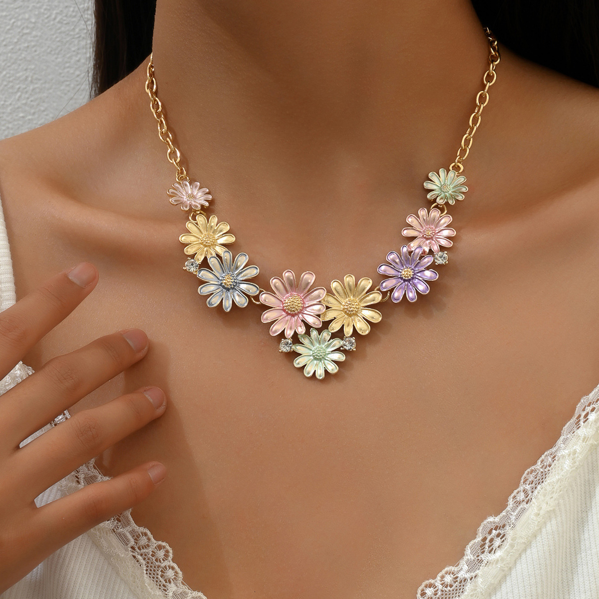 Super Fairy Flower Necklace Simple Oil Drip Design For Women Corful Long Chain