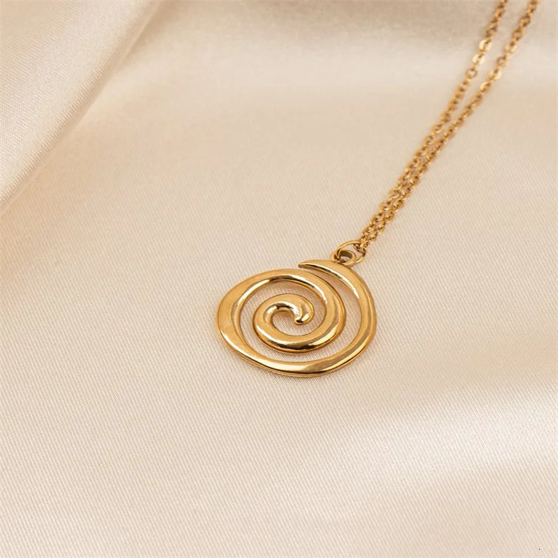 Greek Spiral Pendant Necklace - Perfect Gift - Stainless Steel 250617