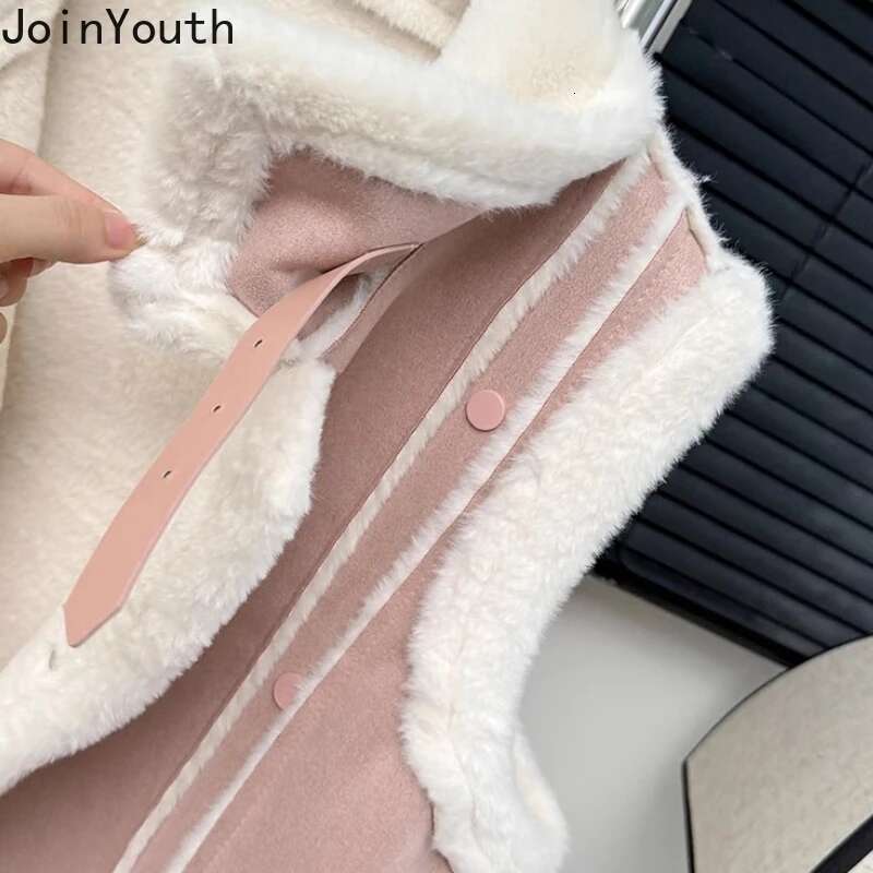 Vintage Loose Lamb Wool Womens Vest Sleeveless Coats Tops Zipper Furry Thicked Waistcoat Y2k Tanks Winter Clothes Women 2025