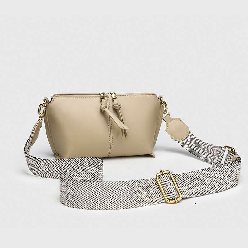 Z Brand Shell 2025 New Women's Simple Crossbody Versatile Fashion Commuter Shoulder Small Bag
