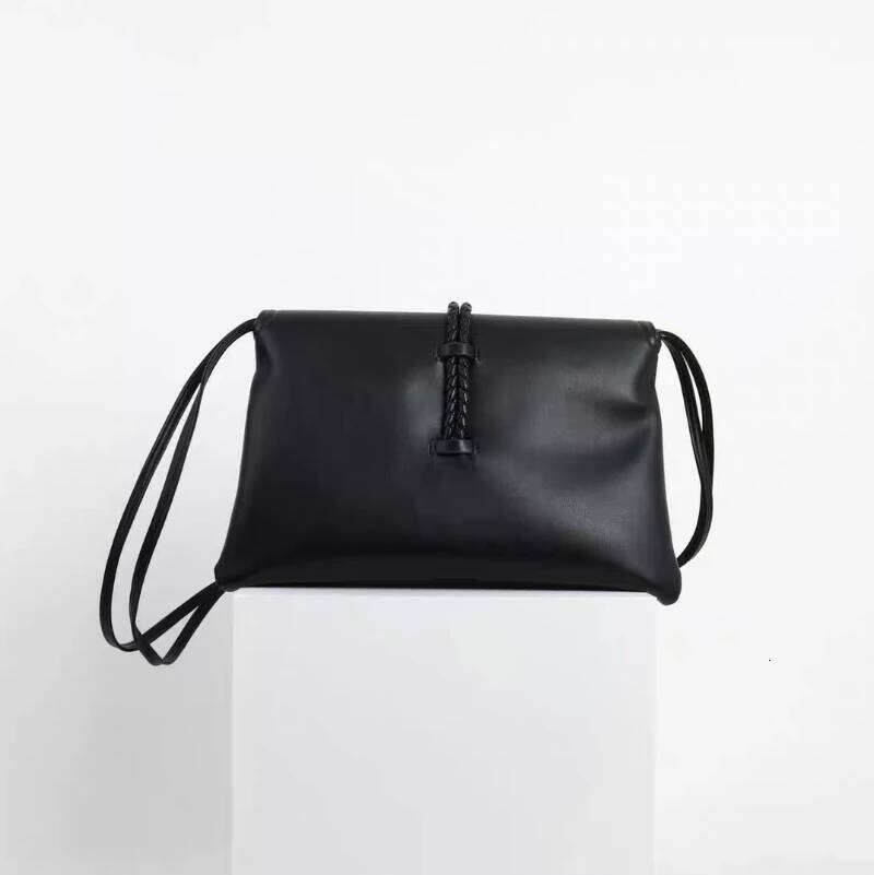 2025 New Envelope Saddle Shoulder Women Brand Designer Metal Decoration Messenger Bags Genuine Leather Armpit Bag Handbags