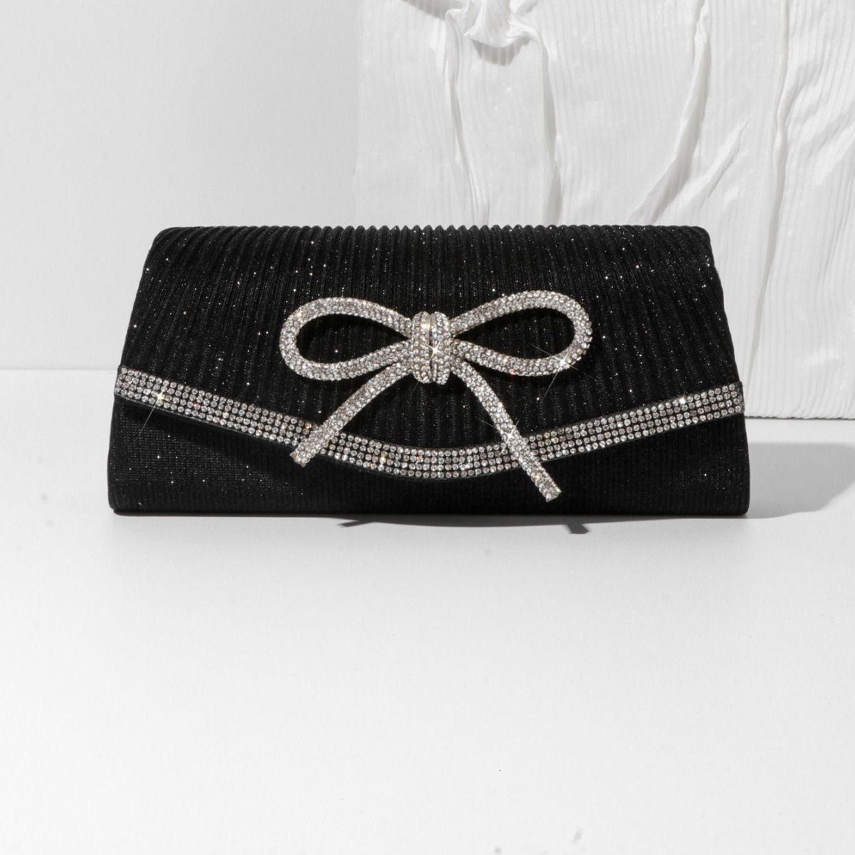 Free Shipping 2025 New Designer Bag Trendy High-quality Shopping Bags Fashion New Evening Bag With Rhinestones Bowknot Glitter Clutch Chain Crossbody