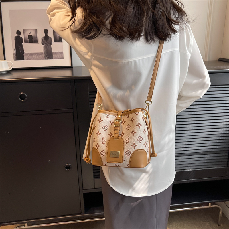 2025 Designer Bag Vintage Monogram Bucket Bag for Women - Fashion Crossbody Shoulder Bag with Color-Blocking & Textured Look Free Shipping
