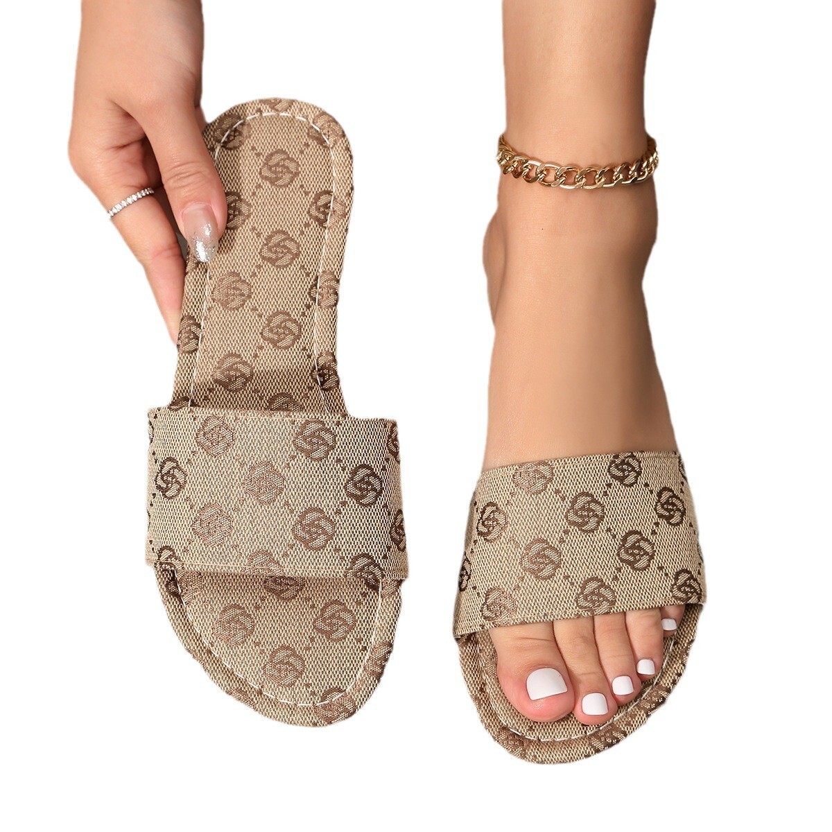 Luxury Brand Designer Shoes Sandals Foreign Trade Round Toe One-Strap Flower Flat Slippers For Women African Fashion Slip-On Home Slippers For Women S