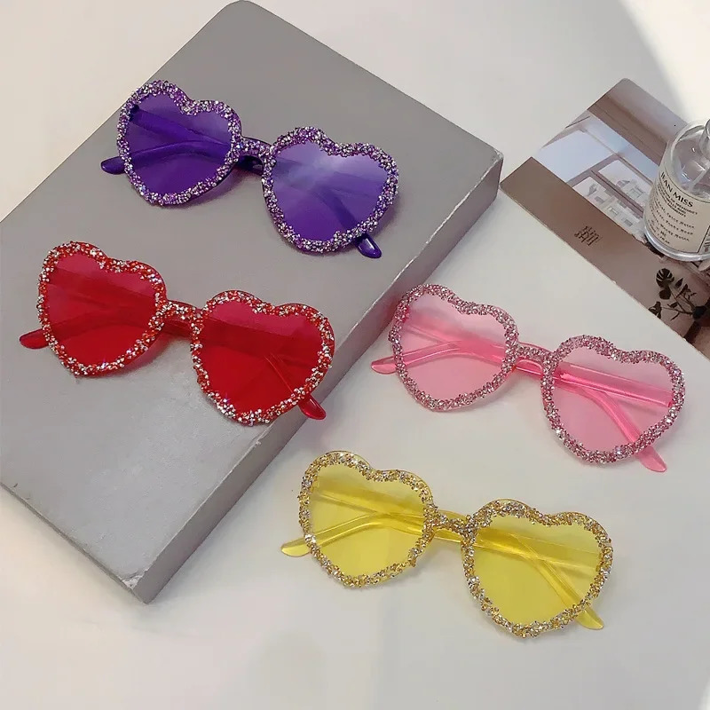 y2k Vintage Love Heart Sunglasse For Men Sun Glasses Punk Diamond Candy Pink Party Shades 250617