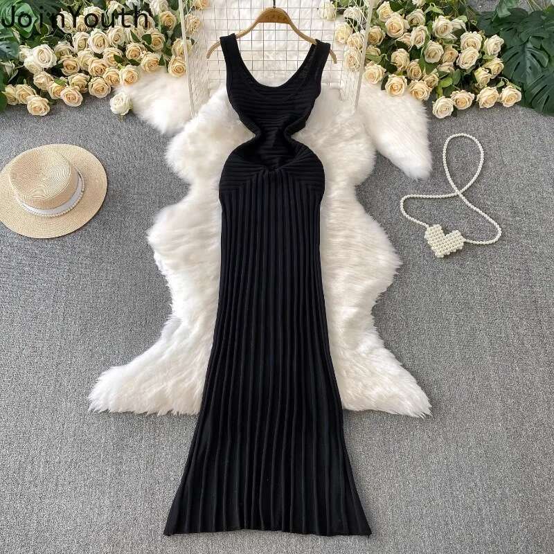 Knitted Tunic Maxi Dress for Women Square Collar Sleeveless Summer Robe Femme Bodycon Pleated Dresses 2025 Vestidos De Mujer