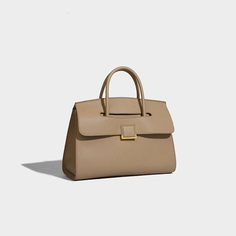Free shipping fashion designer bag Luxury New Women s Bag Large Capacity Briefcase Handbag Commuter High end Casual Fashion Trend Versatile Tote Handb