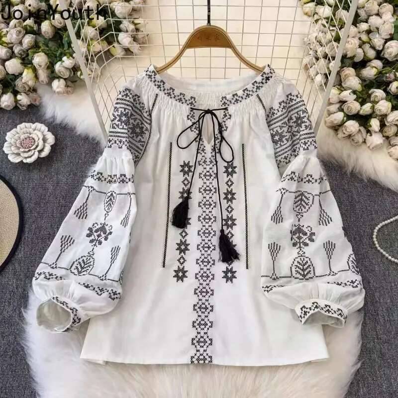 Blouse for Women 2025 Camisas De Mujer O-neck Lantern Sleeve Loose Shirts Vintage Tops Female Chic Embroidery Summer Blouses