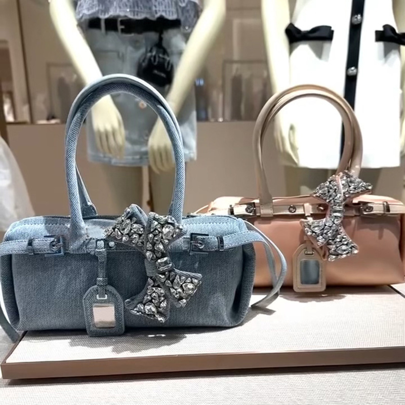 Free shipping designer bag Niche Denim Underarm Bag for Women 2025 New Solid Color Fashionable Chic Sweet Temperament with Rhinestones Crossbody Shoul