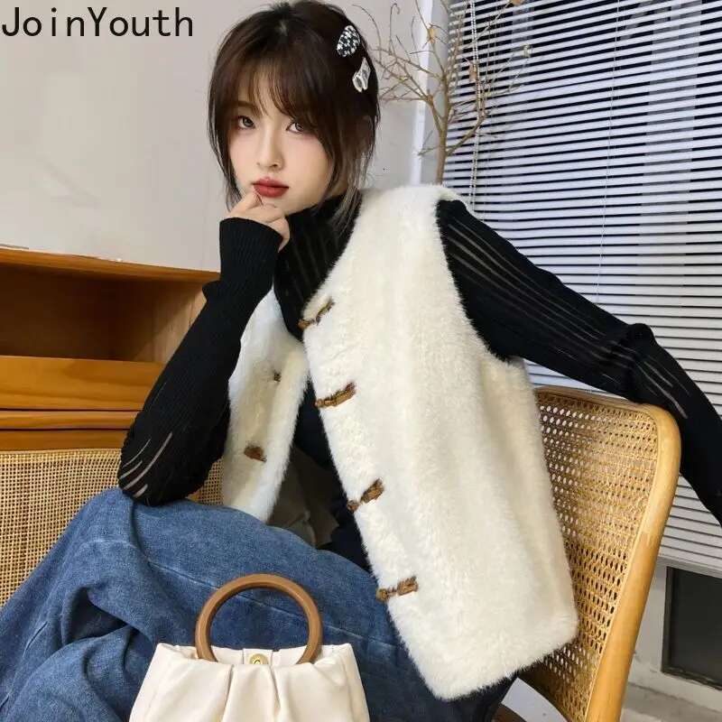 Autumn Winter Vest Women Lamb Wool Vintage Waistcoat 2025 Ropa Mujer Single Breasted O-neck Thicked Warm Fashion Tanks Jackets