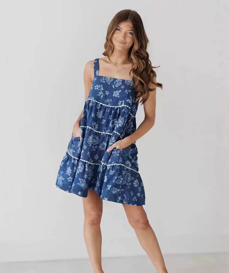 2025 Cross-border Foreign Trade European and American Independent Websites Strap Pleated Backless A-Line Jersey Dress for Women