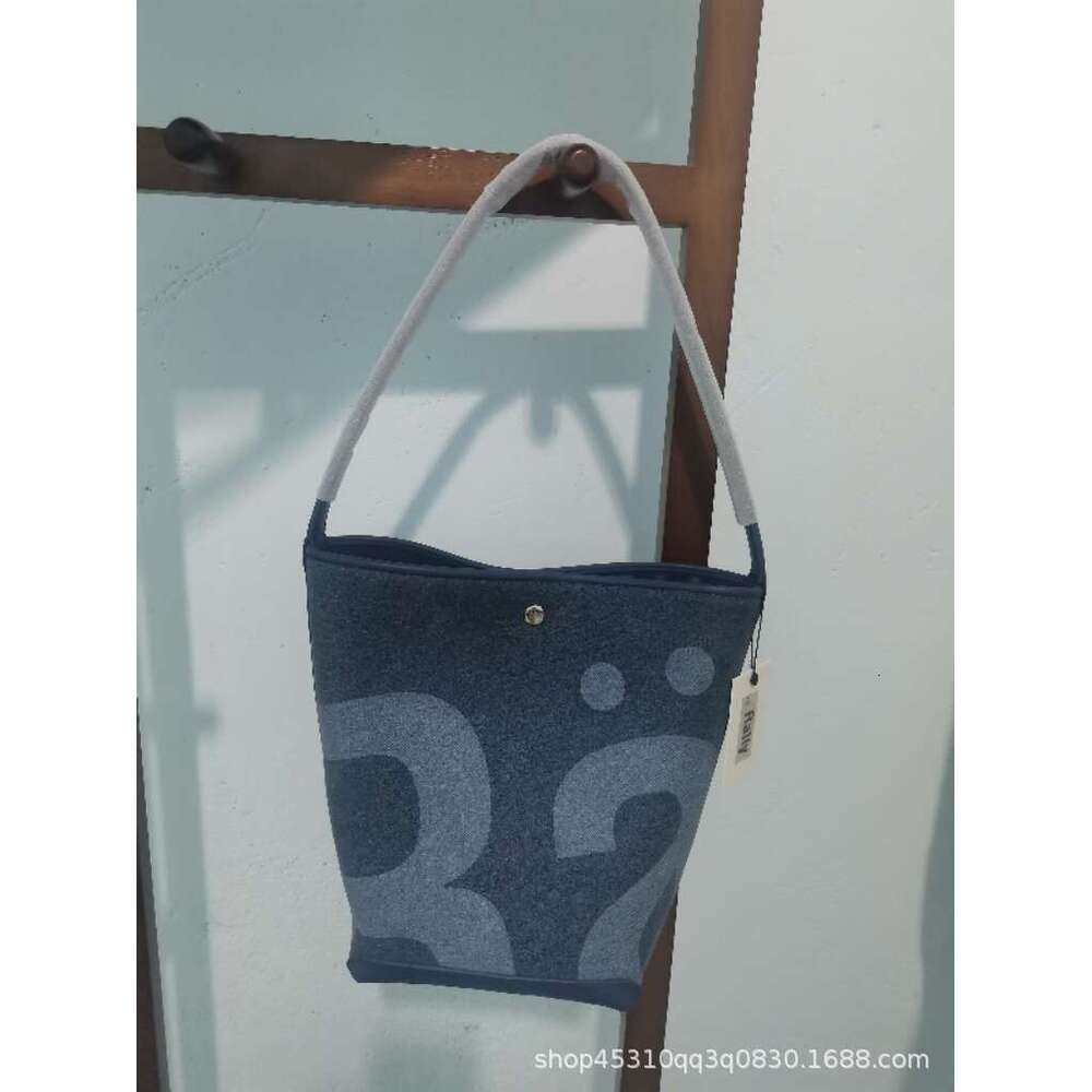 2024 Trendy Niche Bucket for Women, Large Capacity Letter Print Shoulder Bag, Rally Underarm Bag